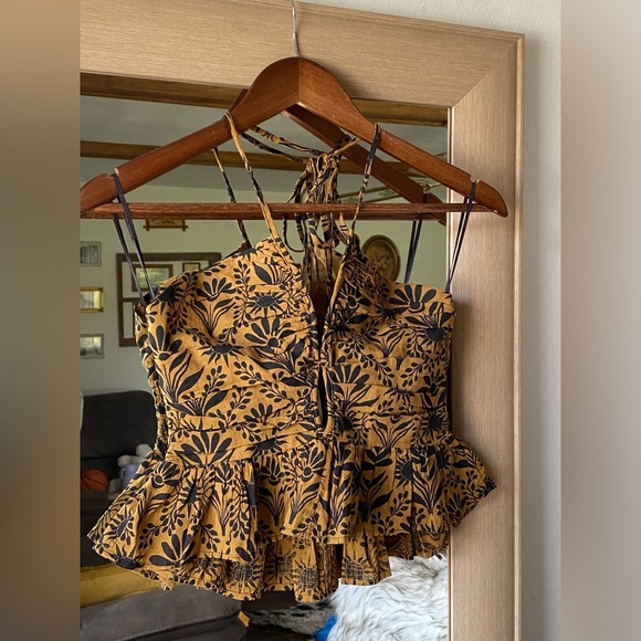 Free people halter smocked top ☀️NWT ☀️ - Picture 3 of 8